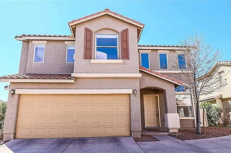 3 bed, 2.5 bath, 1647 sqft, $1,600 — Photo 1