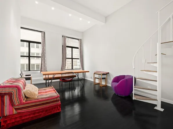 244 Madison Avenue image 1 of 11