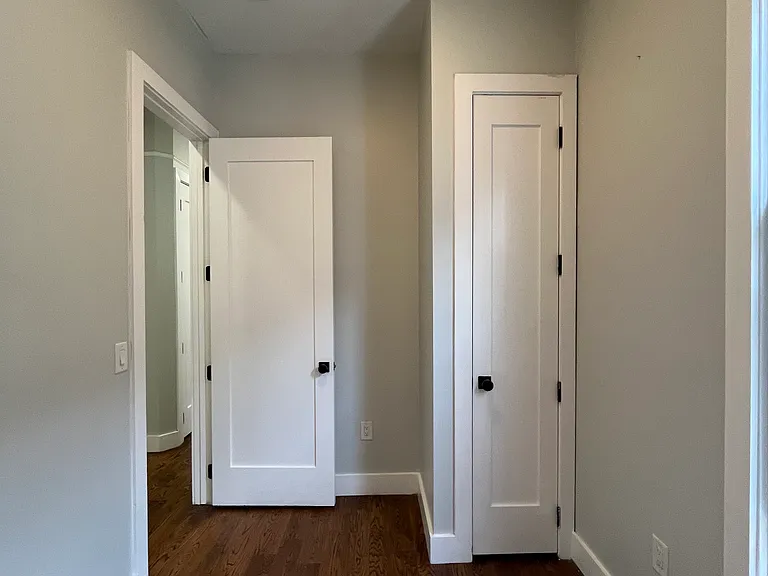 112 Duncan Ave #30 — Photo 7
