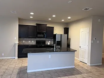 472 Copper Hill Dr — Photo 13
