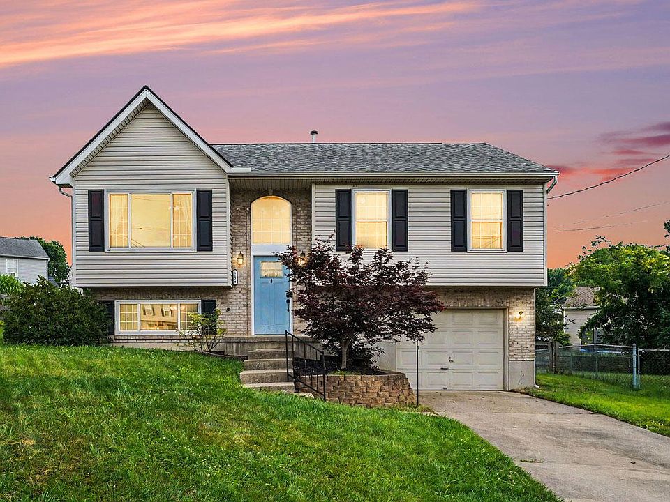 1st image of 1124 Pebble Creek Dr