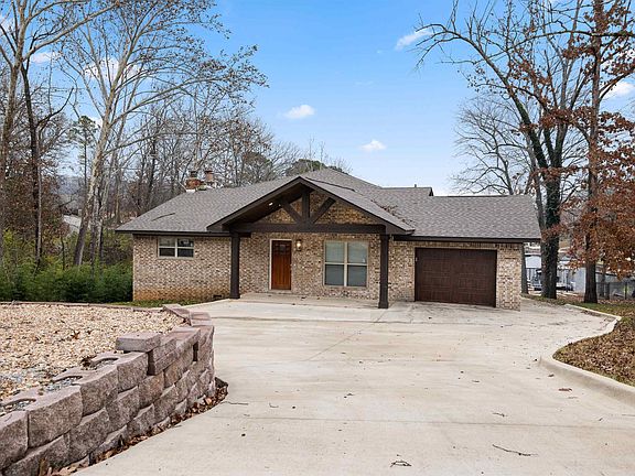 2nd image of 38 Winnebago Cir