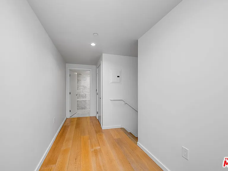 1705 Ocean Ave #107 — Photo 61