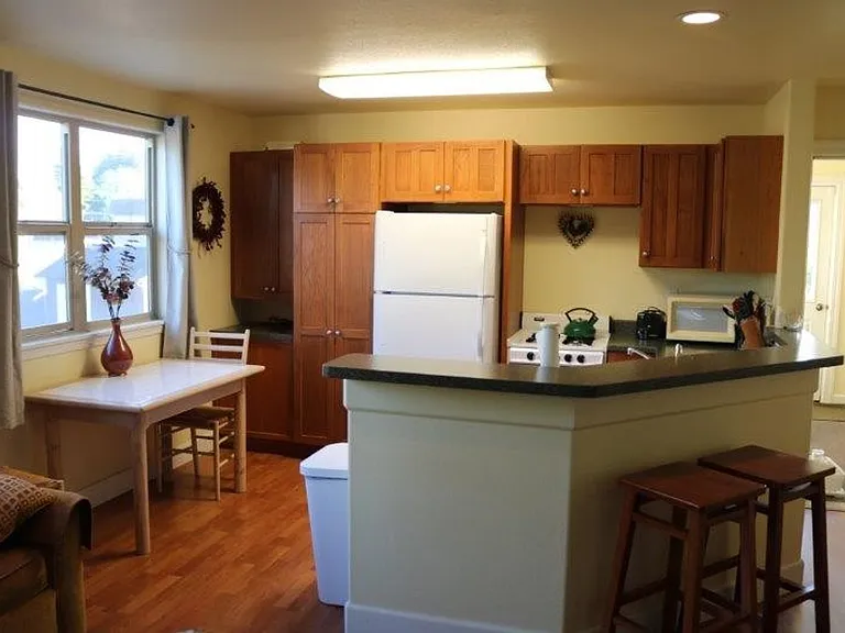 3943 Walnut Dr — Photo 6