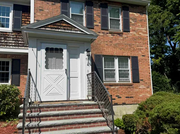 69 Joy Drive #F7, South Burlington, VT 05403