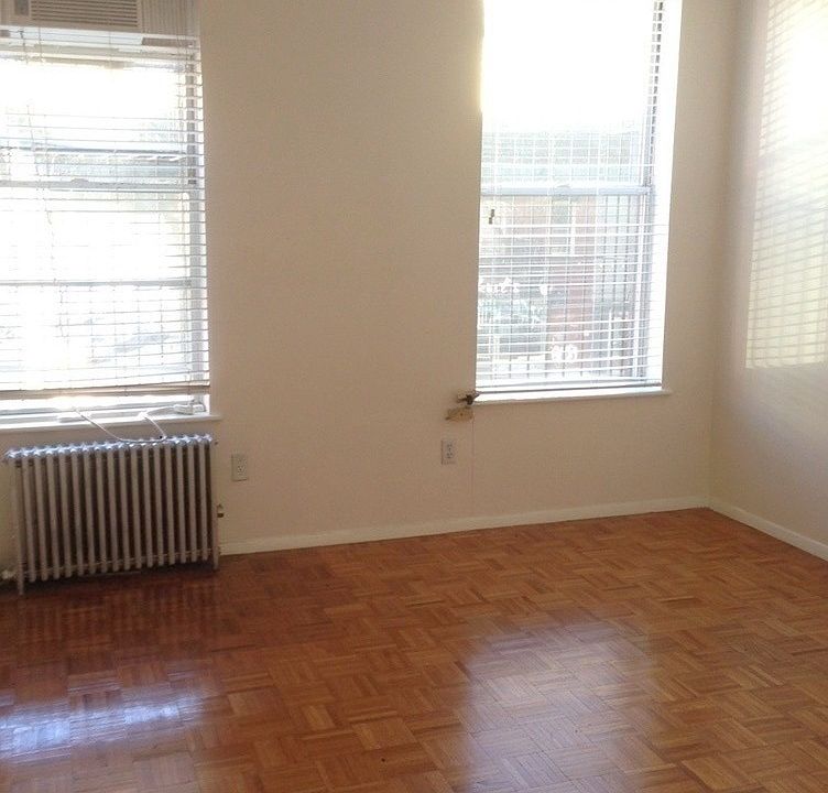 2nd image of 332 Starr St #1RKA