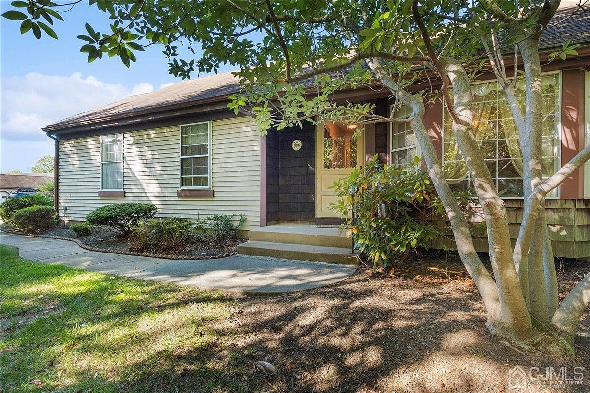 165 Concordia Cir A, Monroe Township, NJ 08831 Zillow