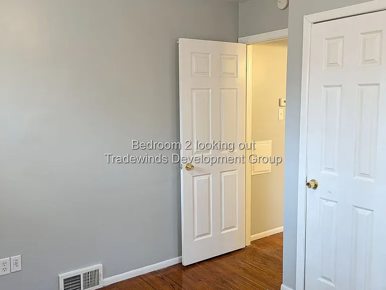 30043 Grandview St — Photo 4
