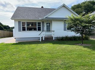 106 Illinois Ave, Galesburg, IL 61401