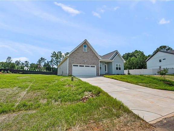 2nd image of 1133 Timber Hill Dr