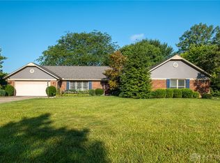 213 Cambria Dr, Dayton, OH 45440