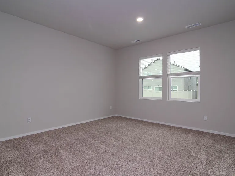 5507 W Georgetown Ln — Photo 3