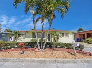 934 W 2nd St, Riviera Beach, FL 33404