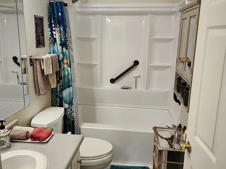 1235 Lovers Ln — Photo 7