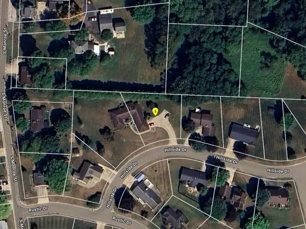 32 Hillside Dr, Millersburg, OH 44654