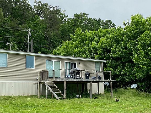 2nd image of 297 Cat Creek Rd