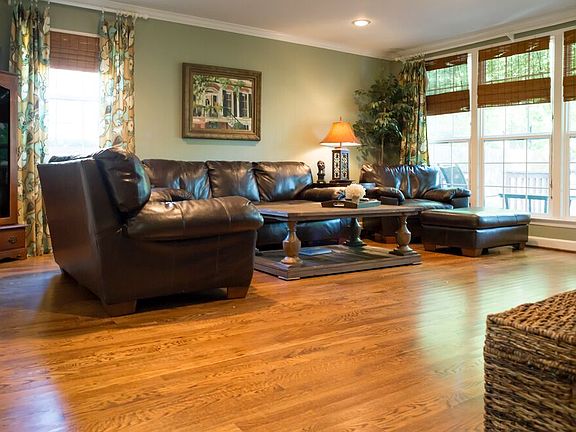 Den with new harwoods