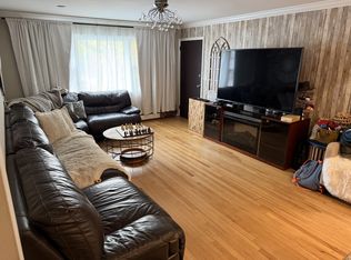 102 Kossuth St #1, Wallington, NJ 07057