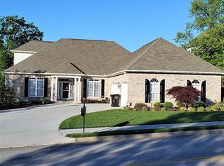 9306 Ridges Meadow Ln, Knoxville, TN 37931