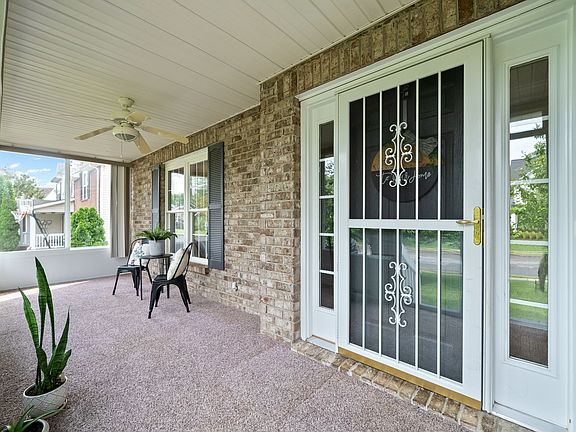 4th image of 2493 Hattington Dr