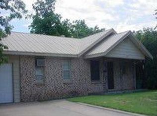 1925 Mesquite St, Vernon, TX 76384