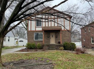 906-908 Neff Rd, Grosse Pointe, MI 48230