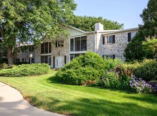 1506 Wheeler Rd Unit F, Madison, WI 53704
