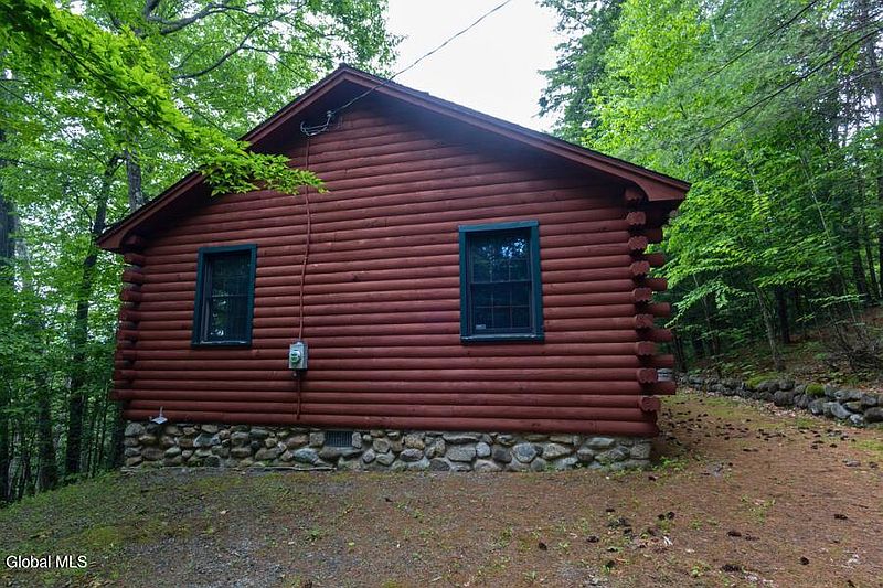 2nd image of 1 Grouse Ridge Road