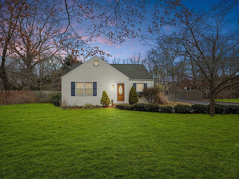 1st image of 37 Robinson Ave