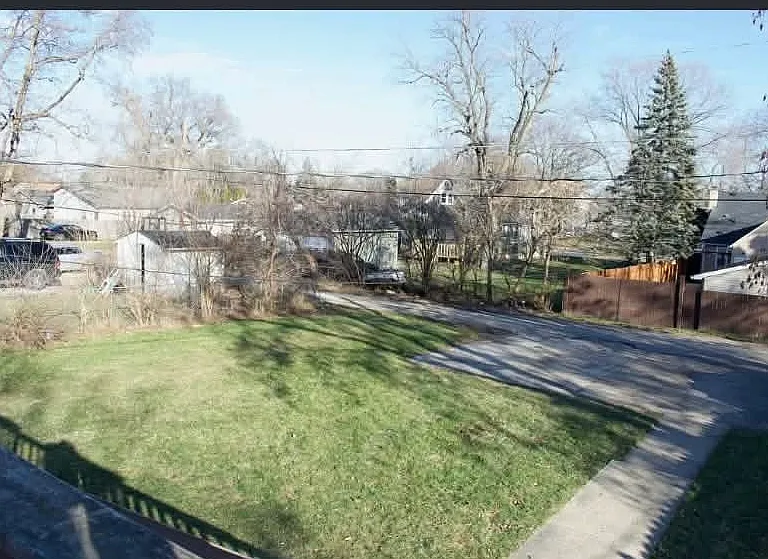2921 Gilboa Ave — Photo 17
