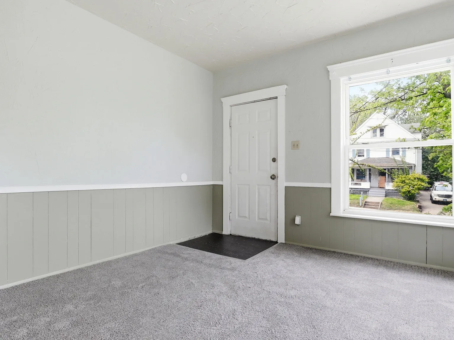 3 bed, 1174 sqft, $1,100 — Photo 3