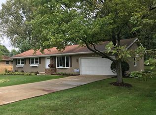 3N581 Locust Ave, West Chicago, IL 60185