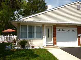 10A Verbena Ct, Whiting, NJ 08759