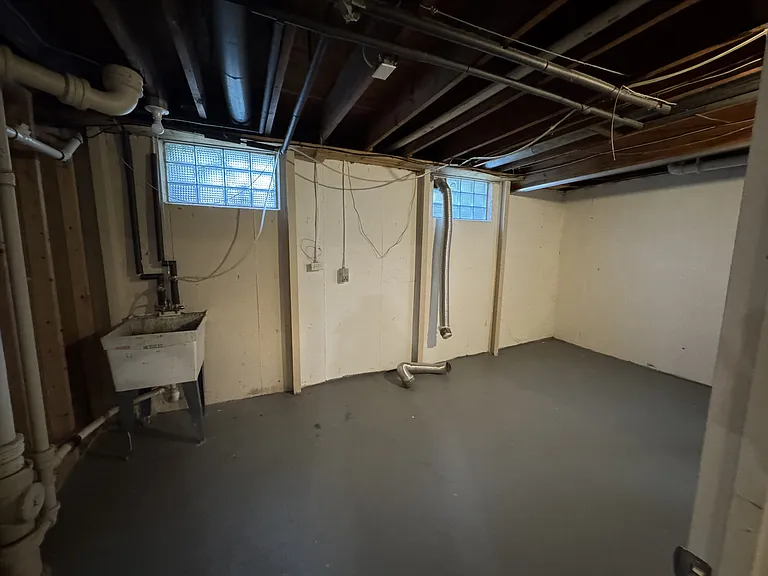 716 Cranford Dr — Photo 21