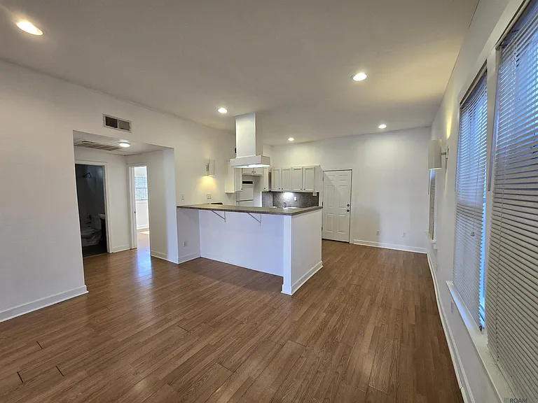 924 France St — Photo 10