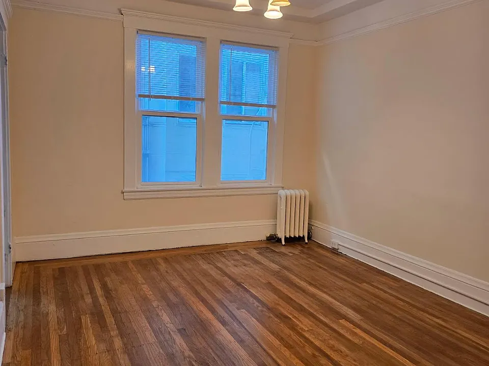 Stow Apartments
