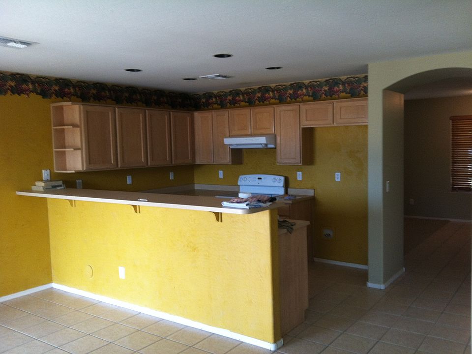 2nd image of 6724 W Luke Ave