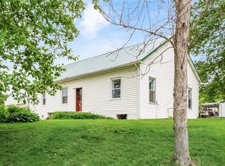 215 S Market St, Somerset, OH 43783