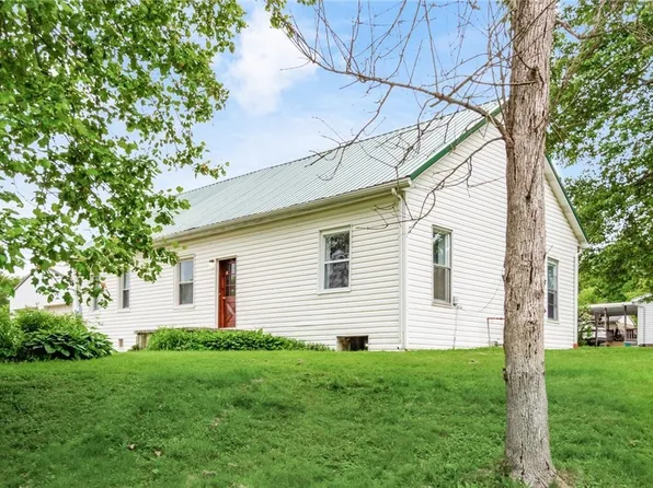 215 S Market St, Somerset, OH 43783