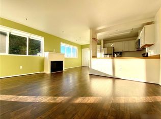 3717 California Ave SW APT 204, Seattle, WA 98116