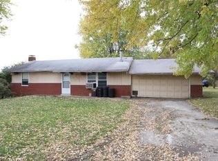 16423 Pine Hurst, Brighton, IL 62012