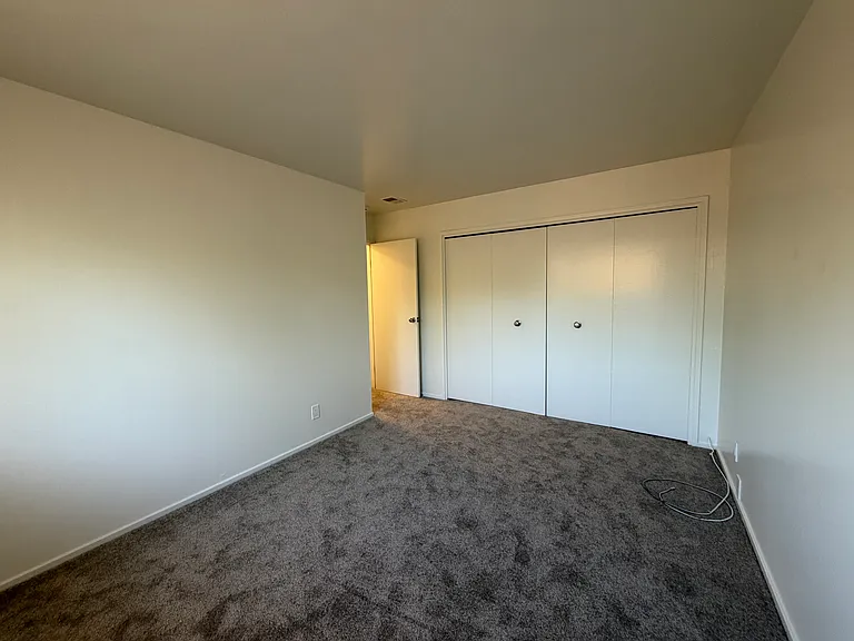 5005 Maiden Ln — Photo 10