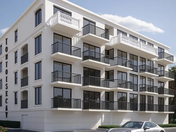 327 Wilson Ave #403, Cocoa Beach, FL 32931