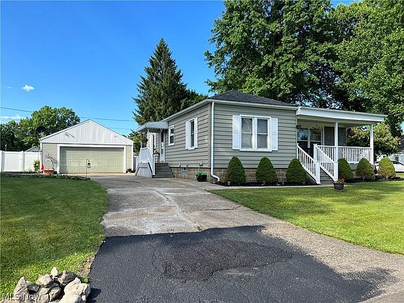 3rd image of 114 Shamel St