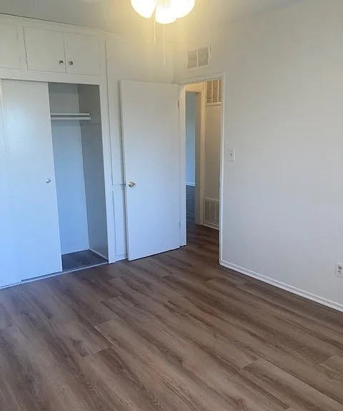1677 N Lake Ave #10 — Photo 15