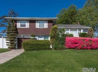 23 Gainsville Dr, Plainview, NY 11803