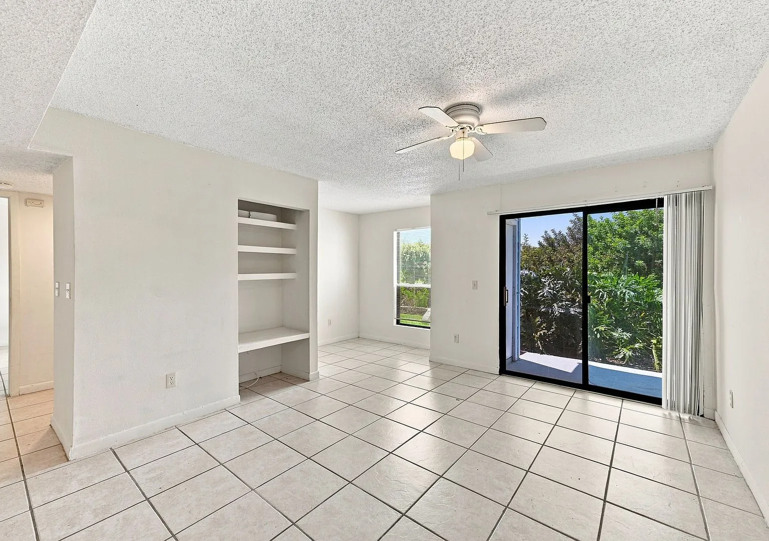 2bd/2ba Ground Floor Unit in the Harbor Club Condominiums in Palm Harbor! — Photo 4