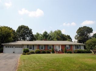 2708 Tudor Rd, Winston Salem, NC 27106