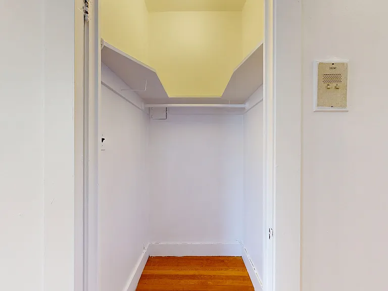 626 Powell St #501 — Photo 6