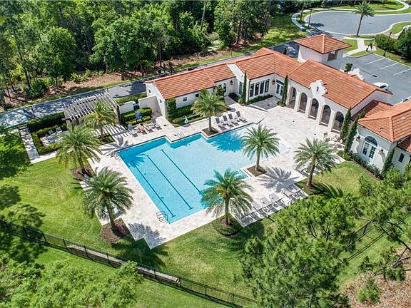 4th image of 10642 Royal Cypress Way
